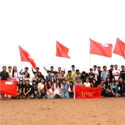 橙樹(shù)網(wǎng)絡(luò)蒼南柳壟沙灘露營(yíng)記！