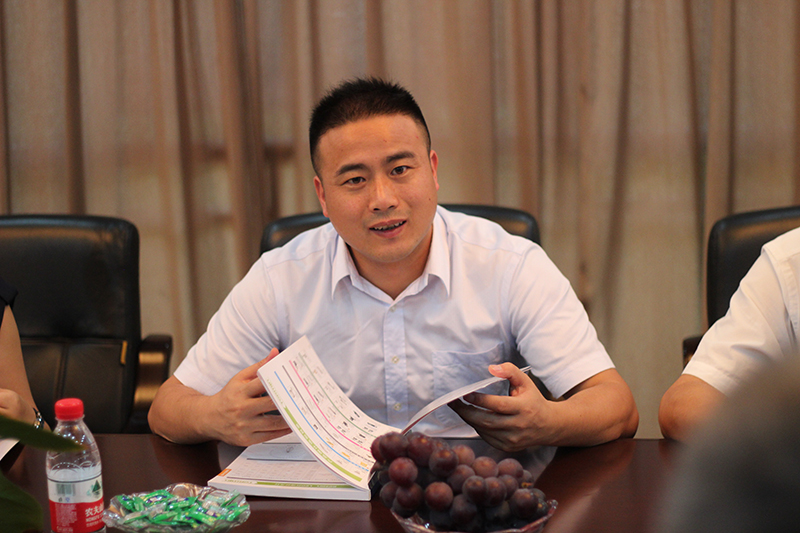 商務(wù)局葉局、范局、殷處長(zhǎng)等領(lǐng)導(dǎo)親臨橙樹(shù)指導(dǎo)外貿(mào)跨境電商工作